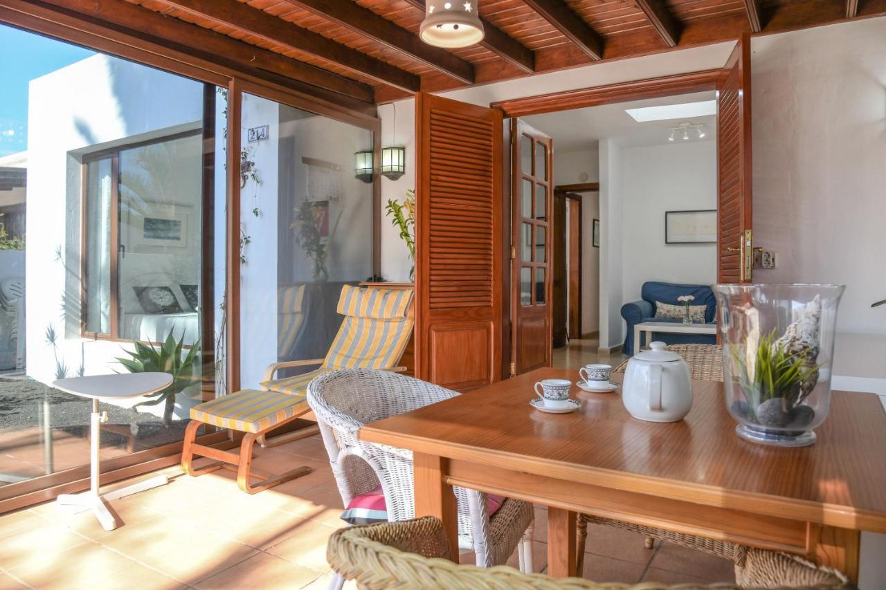 Bungalow Playa Bastian กอสตา เตกีสเซ ภายนอก รูปภาพ